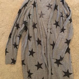 Black star, grey cardigan (1X- 14/16)